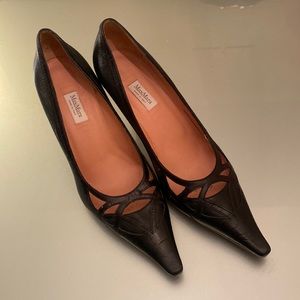 MAX MARA black leather pointy toe heeled pumps Sz. 38